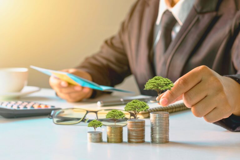 Funding for startups from bootstrapping to first investment